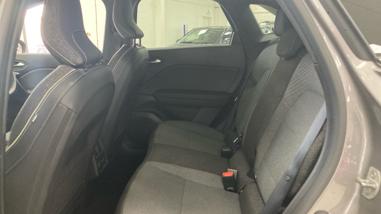 Renault Symbioz 1.6 E-Tech FHEV 145 Techno 5dr Auto Hybrid Estate